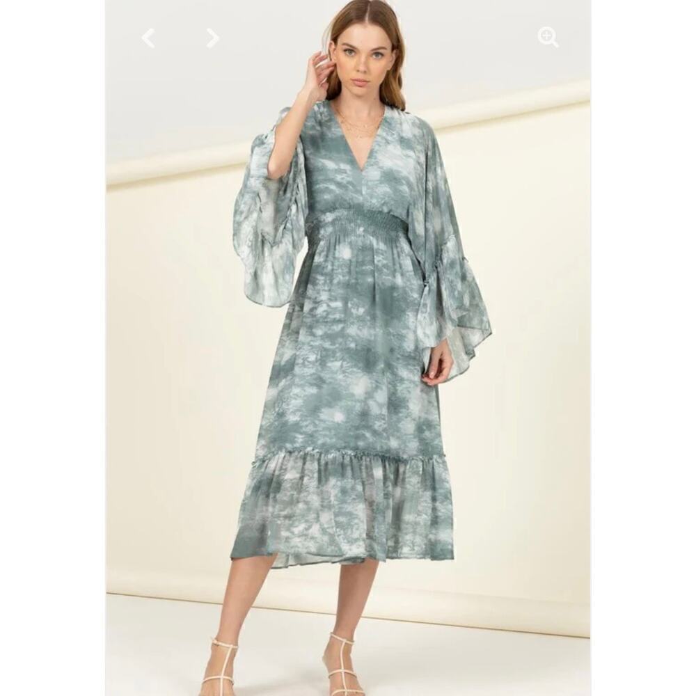 Talulah Tie Dye Butterfly Sleeve Midi Dress Size M Dusty Blue